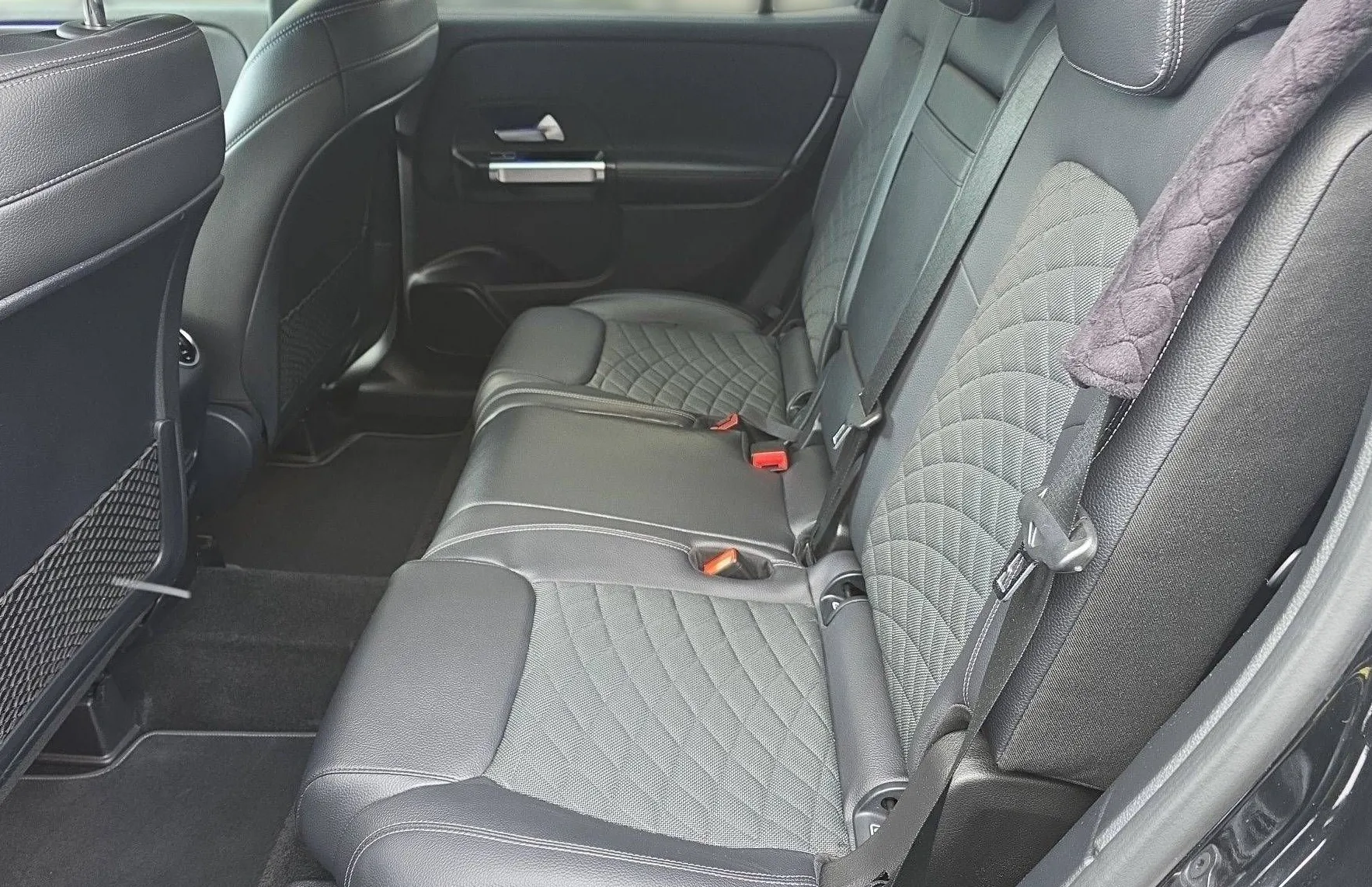 Zunanja slika - Mercedes-Benz GLB-Razred - 200 d  DISTRONIC LED NAVI KAMERA USNJE TOP OBROKI. - 16