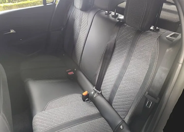 Zunanja slika - Peugeot 208 - ALLURE HIBRID 110 e-DCT... - 11