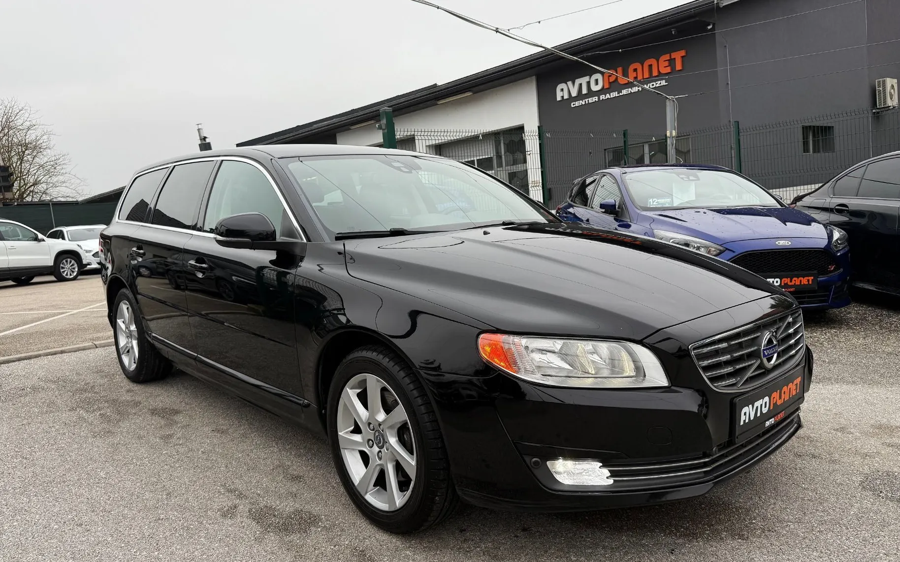 Zunanja slika - Volvo V70 - 2.0 D AUT. Momentum LED NAVI USNJE VLEČNA - 7