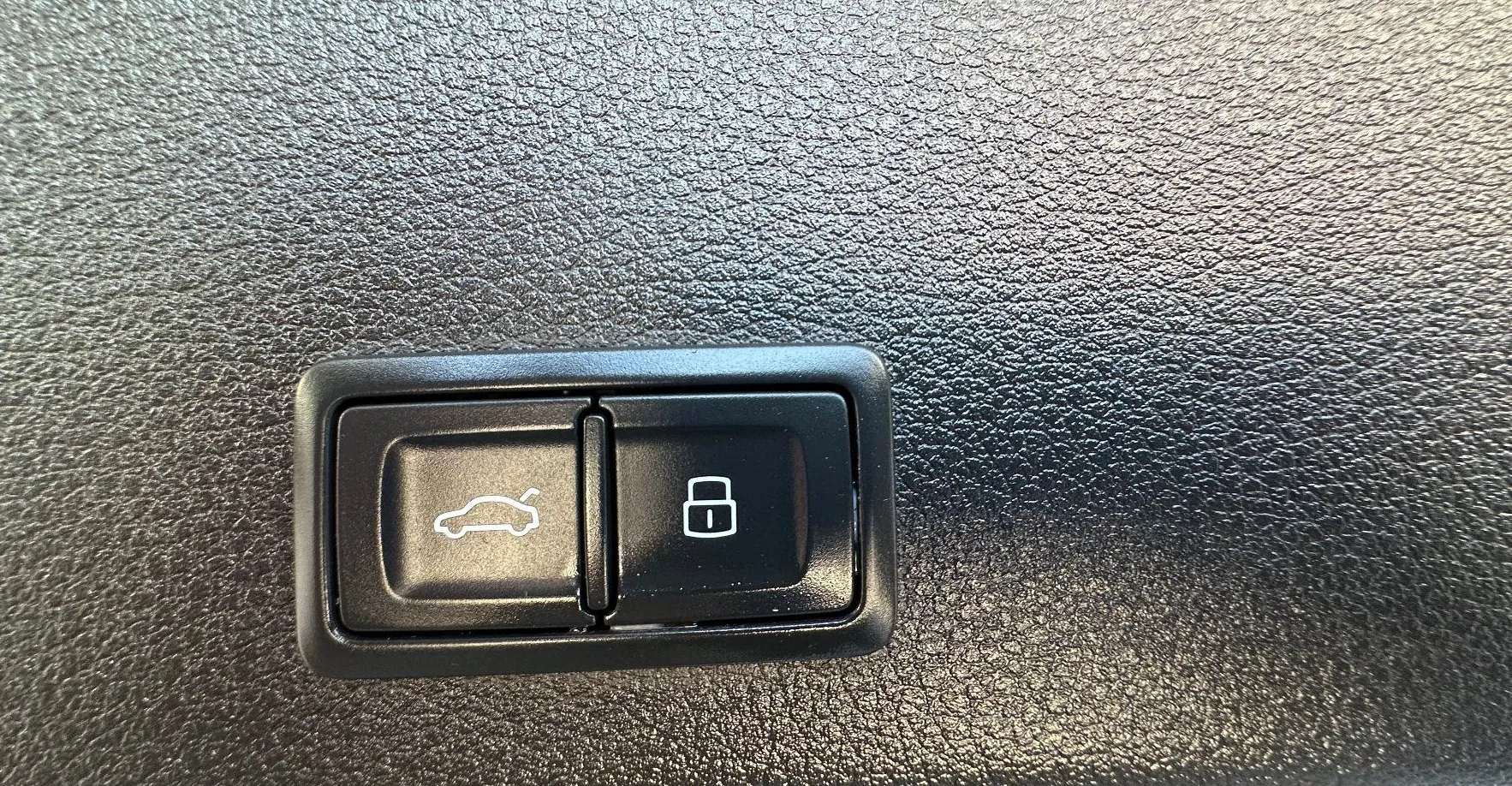Zunanja slika - Audi e-tron - Audi  S line quattro 55.NEMŠKI+4ALU.KAMERA.K - 14