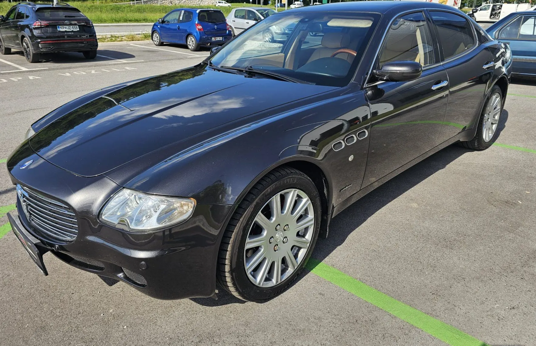 Zunanja slika - Maserati Quattroporte - 4.2 V8 Executive GT - 1