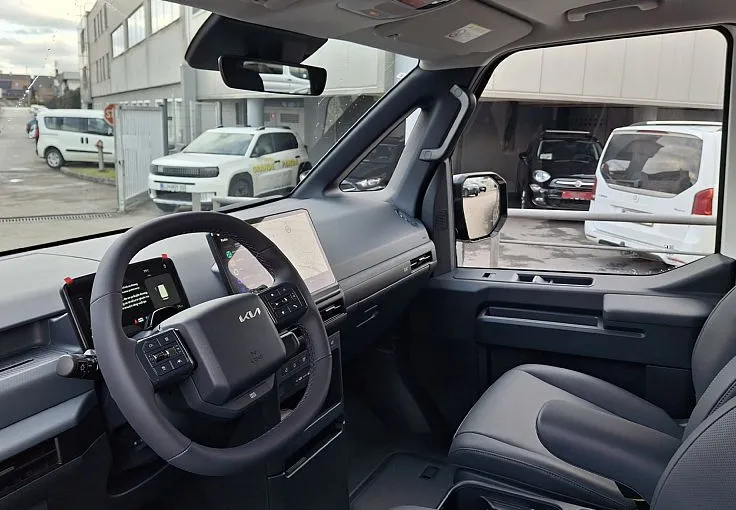 Zunanja slika - KIA PV5 - 71.2 kWh baterija 120 kW 163 KS  Quantum - 7