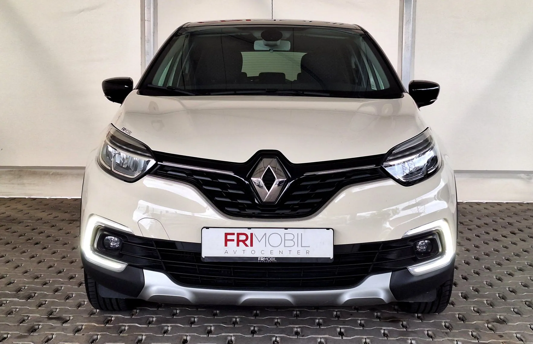 Zunanja slika - Renault Captur - dCi 110 Energy Iconic•Slovensko vozilo•1.Lastnik• - 4