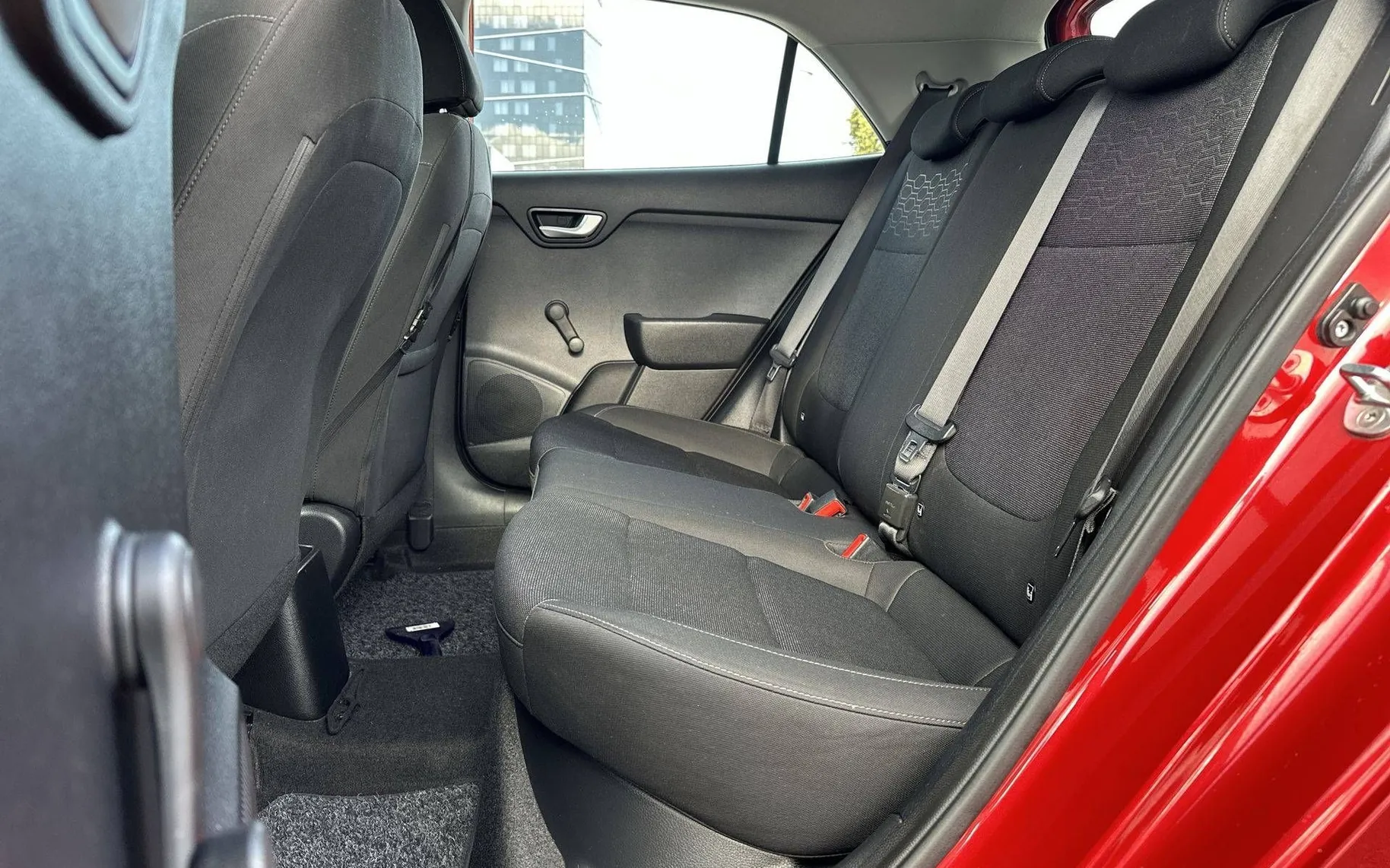 Notranja slika - KIA Rio - 1.25 CVVT EX Edition... - 12