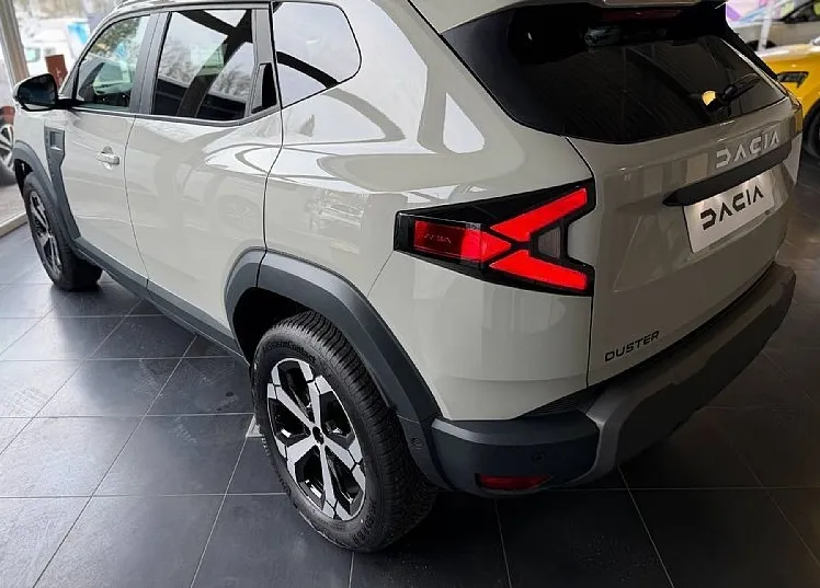 Zunanja slika - Dacia Duster - Tce 140 Journey-MY REVISION 4 LETA 80.000KM - 3