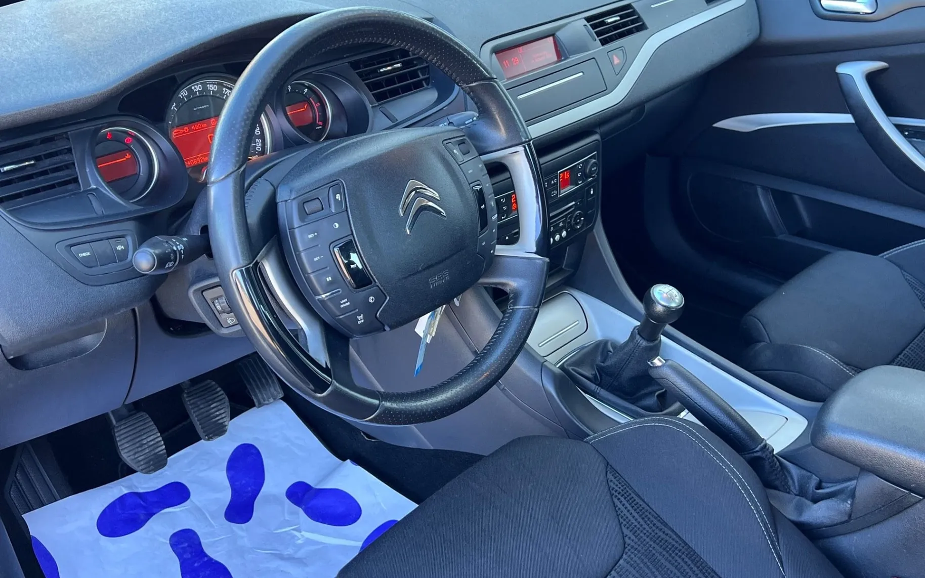 Notranja slika - Citroën C5 - 1.6 HDi+ALU+PDC+KLIMA - 11