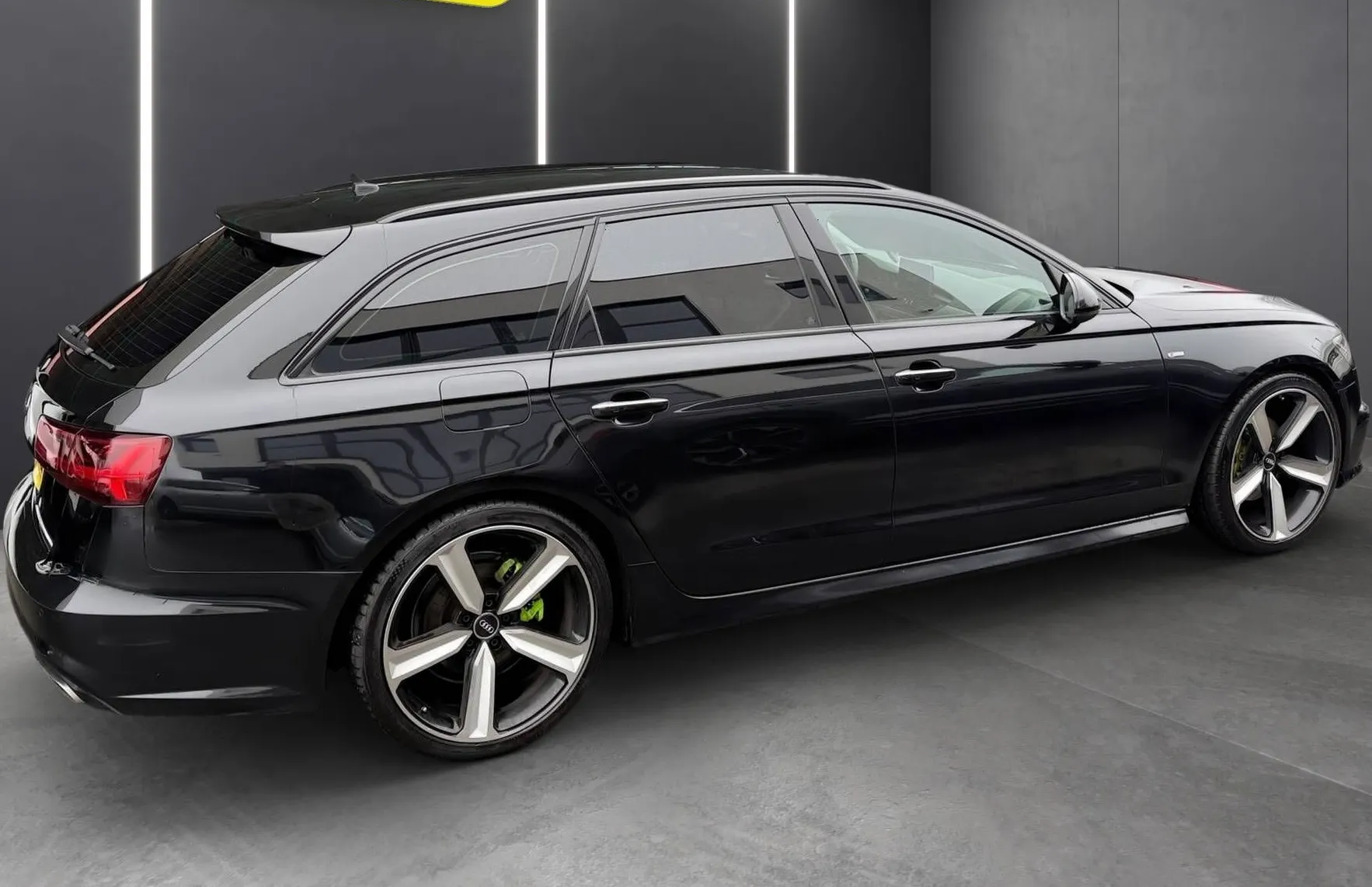 Zunanja slika - Audi A6 - Avant 2.0 TDI ULTRA MATRIX RADAR NAVI PDC KAM AMBIENTNA - 7