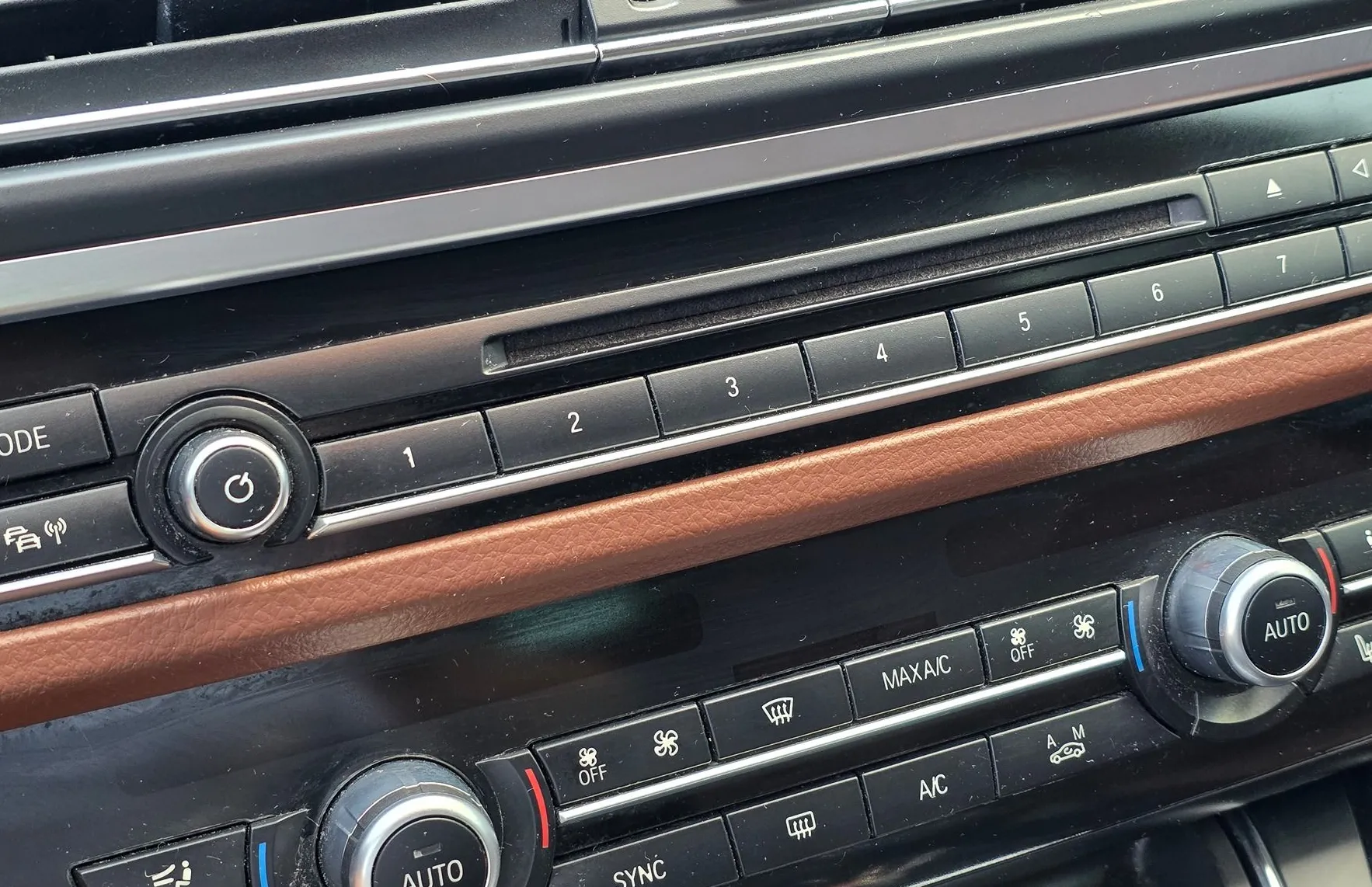 Zunanja slika - BMW Serija 5 - Touring:   520D TOURNING BI-XENON-ALU-NAVI - 17