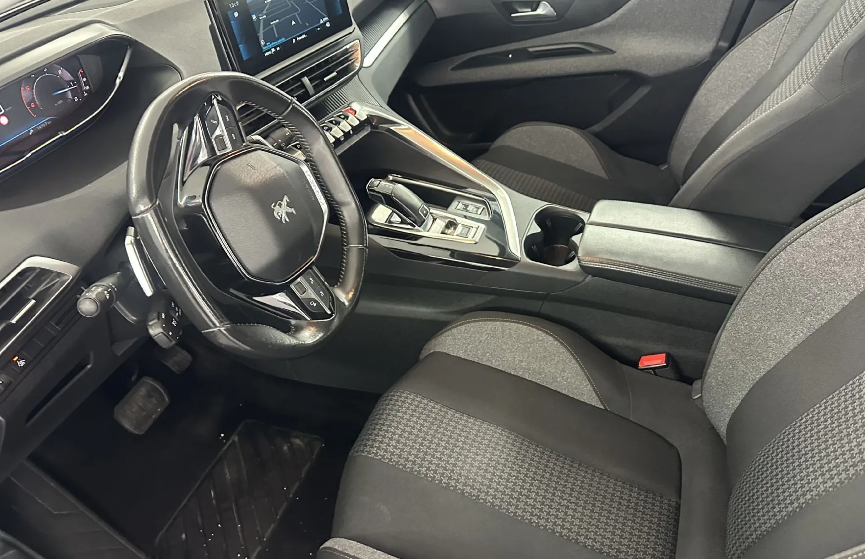 Zunanja slika - Peugeot 3008 - 1.5 BlueHDi 130 EAT8 Active.KAMERA.NAVI.ALU.2022 - 20