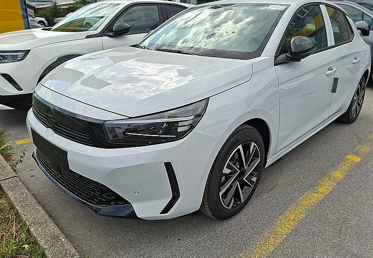 Zunanja slika - Opel Corsa - GS 1.2 TURBO HIBRID  SEJEMSKA AKCIJA - 1