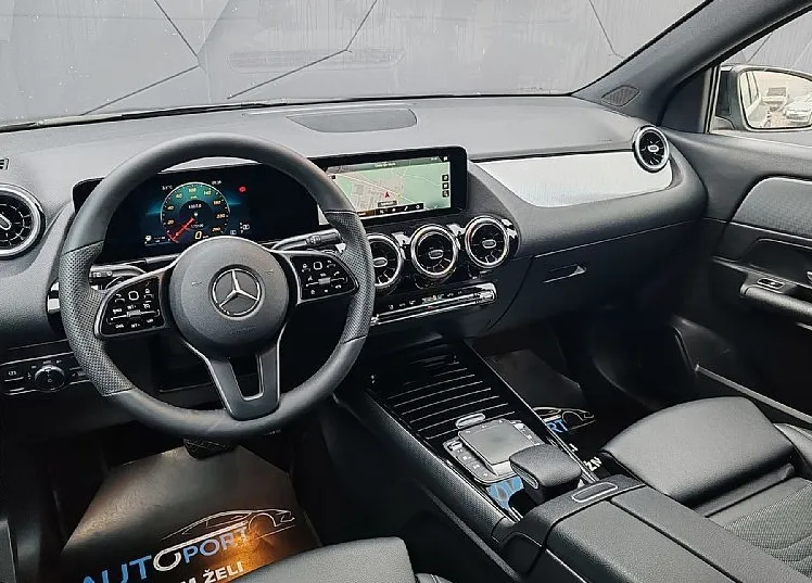 Zunanja slika - Mercedes-Benz GLA-Razred - 180 d-NAVI-2X PDC-LED-VIRTUAL-DEL.USNJE-KAMERA - 6