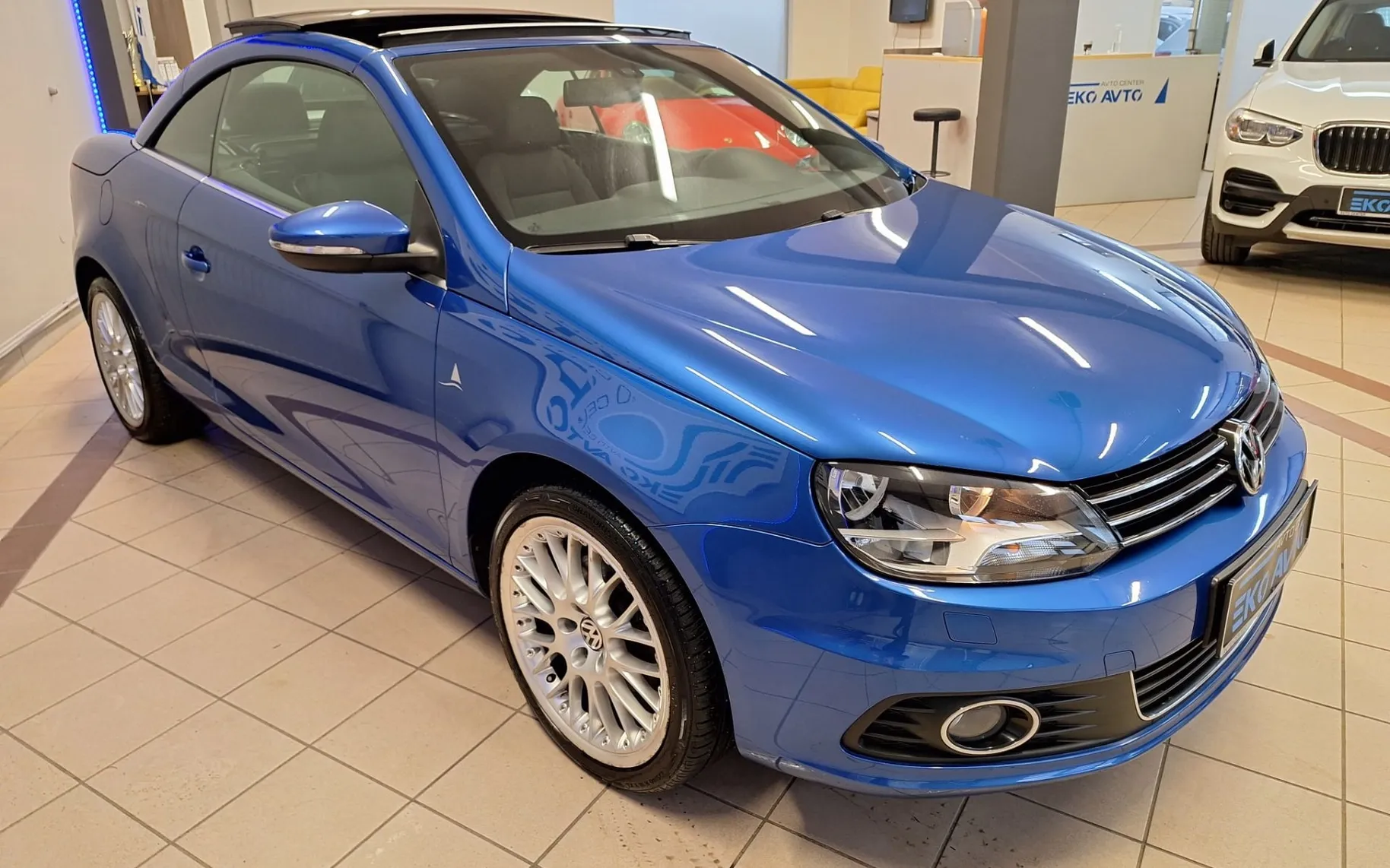 Zunanja slika - Volkswagen Eos - 1.4 TSI 1 LASTNIK-ALU-PDC-GRETJE SEDEŽEV-TEMP.-... - 4