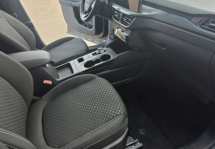 Zunanja slika - Ford Kuga - Titanium 2.5 Duratec Hybrid 178kW PHEV - 10