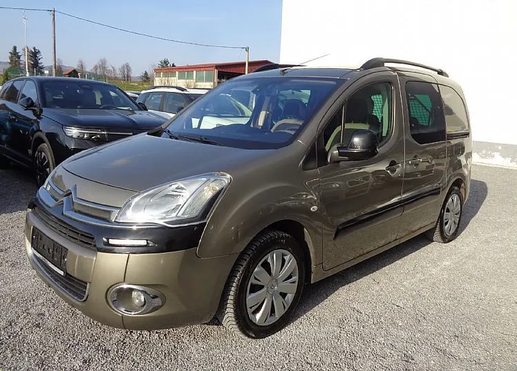Zunanja slika - Citroën Berlingo - 1.6hdi 90hp - N1 - VLEČNA KLJUKA- ODBITEK DDV - 1