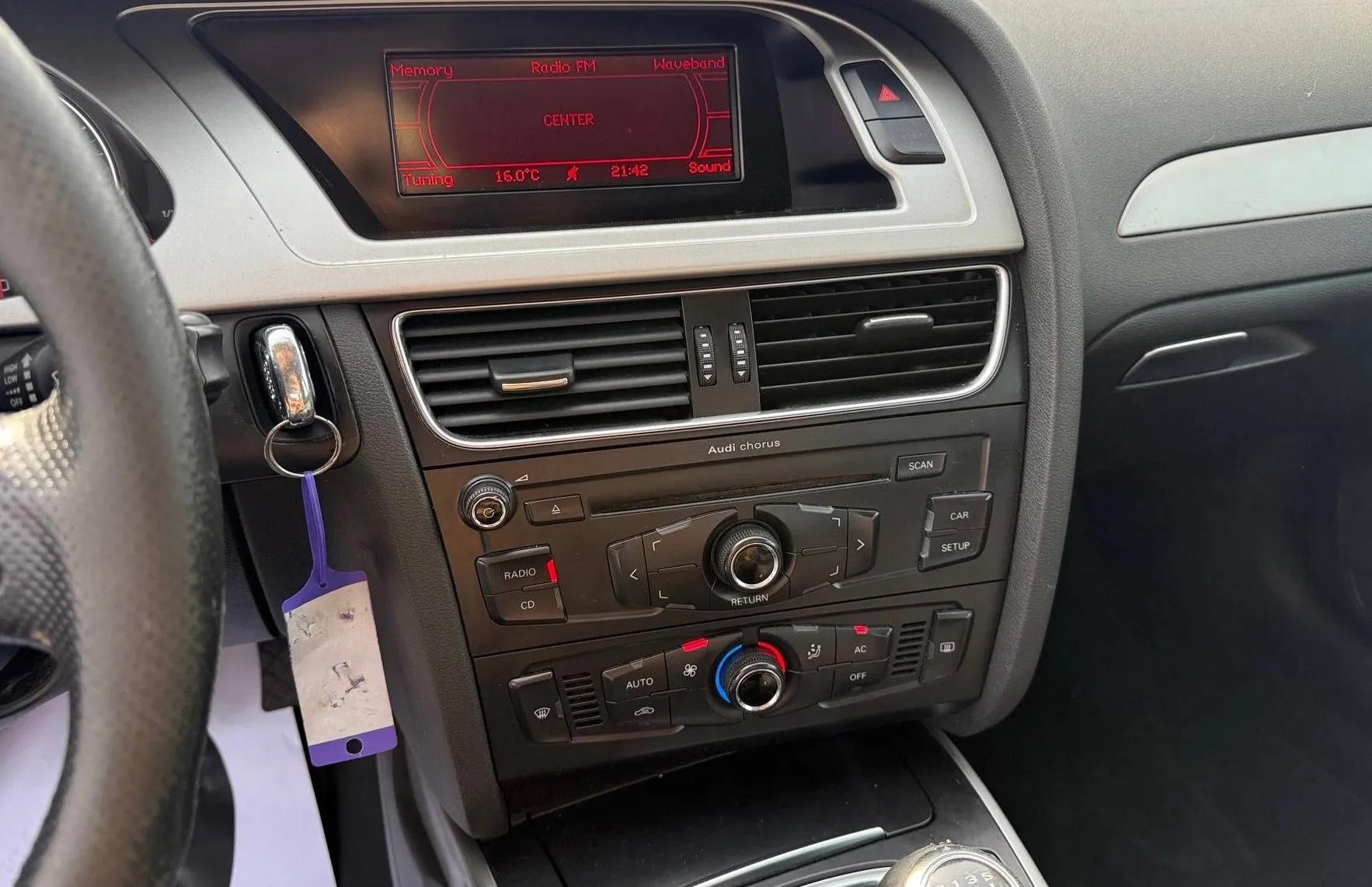 Zunanja slika - Audi A4 - 2.0 TDI SLOVENSKI BI-XENON TEMPOMAT PDC MEGLENKE . - 16