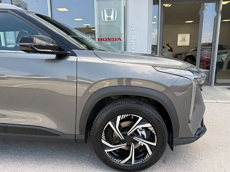 Zunanja slika - Geely Cityray - GK I 1.5  7DCT APPLECARPLAY LED AKCIJA 8.000 € - 5