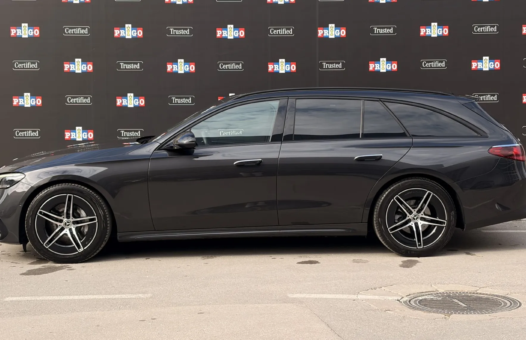 Zunanja slika - Mercedes-Benz E-Razred - E 220d T AMG Line Avt. - 1