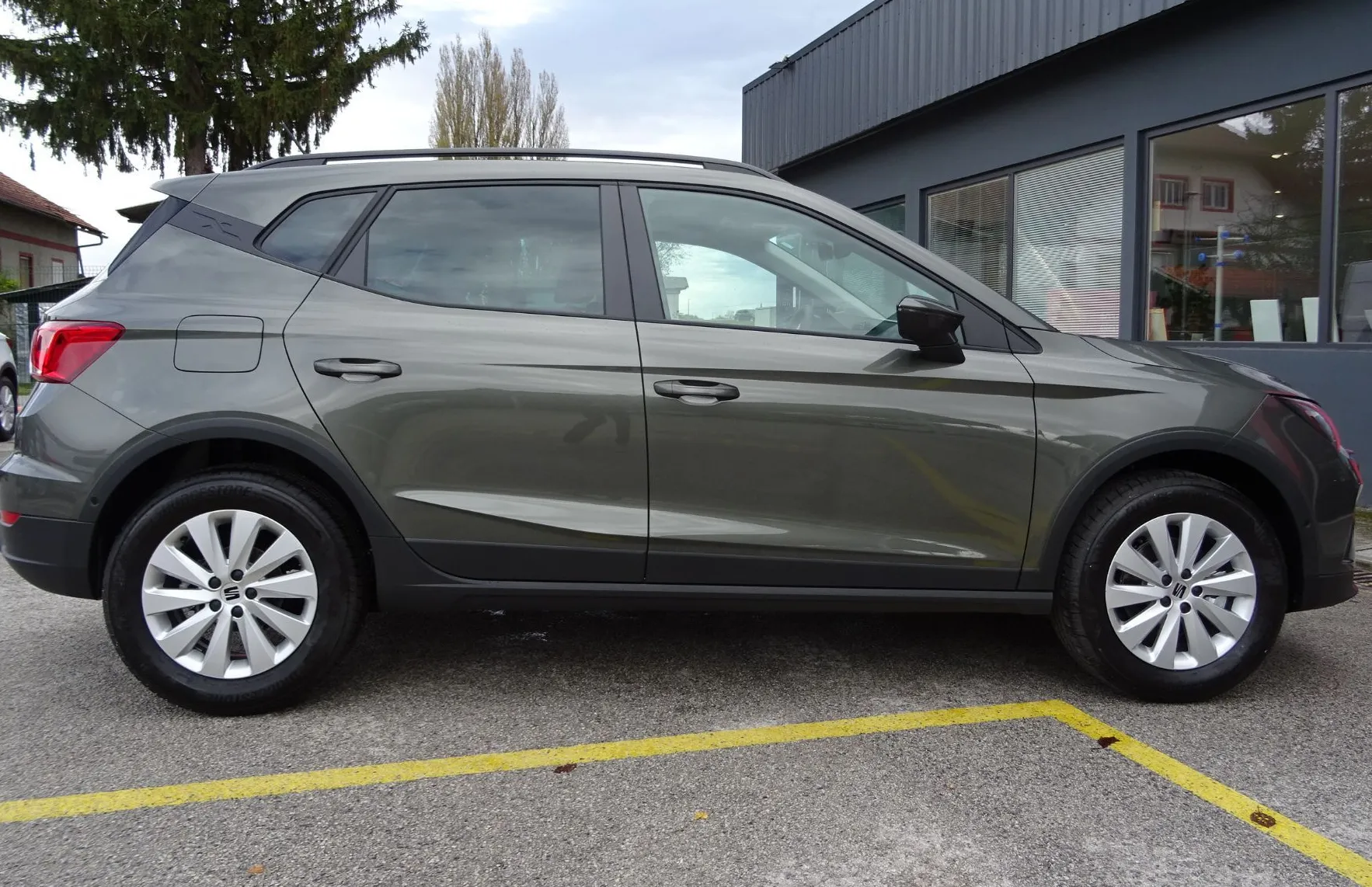 Zunanja slika - Seat Arona - 1.0 TSI 116KM STYLE EDITION - KAMERA - - 4
