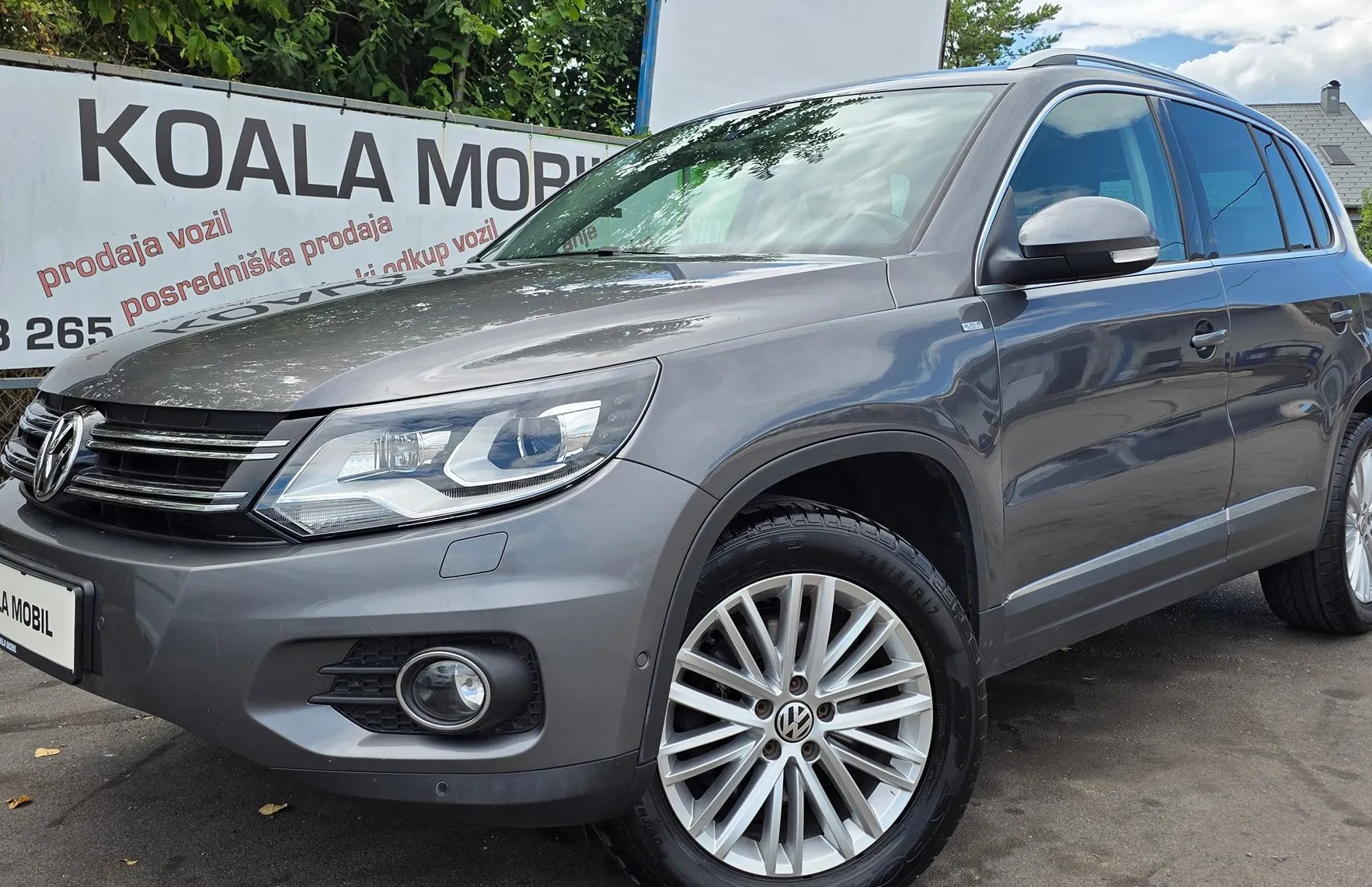 Zunanja slika - Volkswagen Tiguan - 2.0 TDI 4MOTION BMT XENON-GRETJE-KAMERA-GRETJE SŽ - 19
