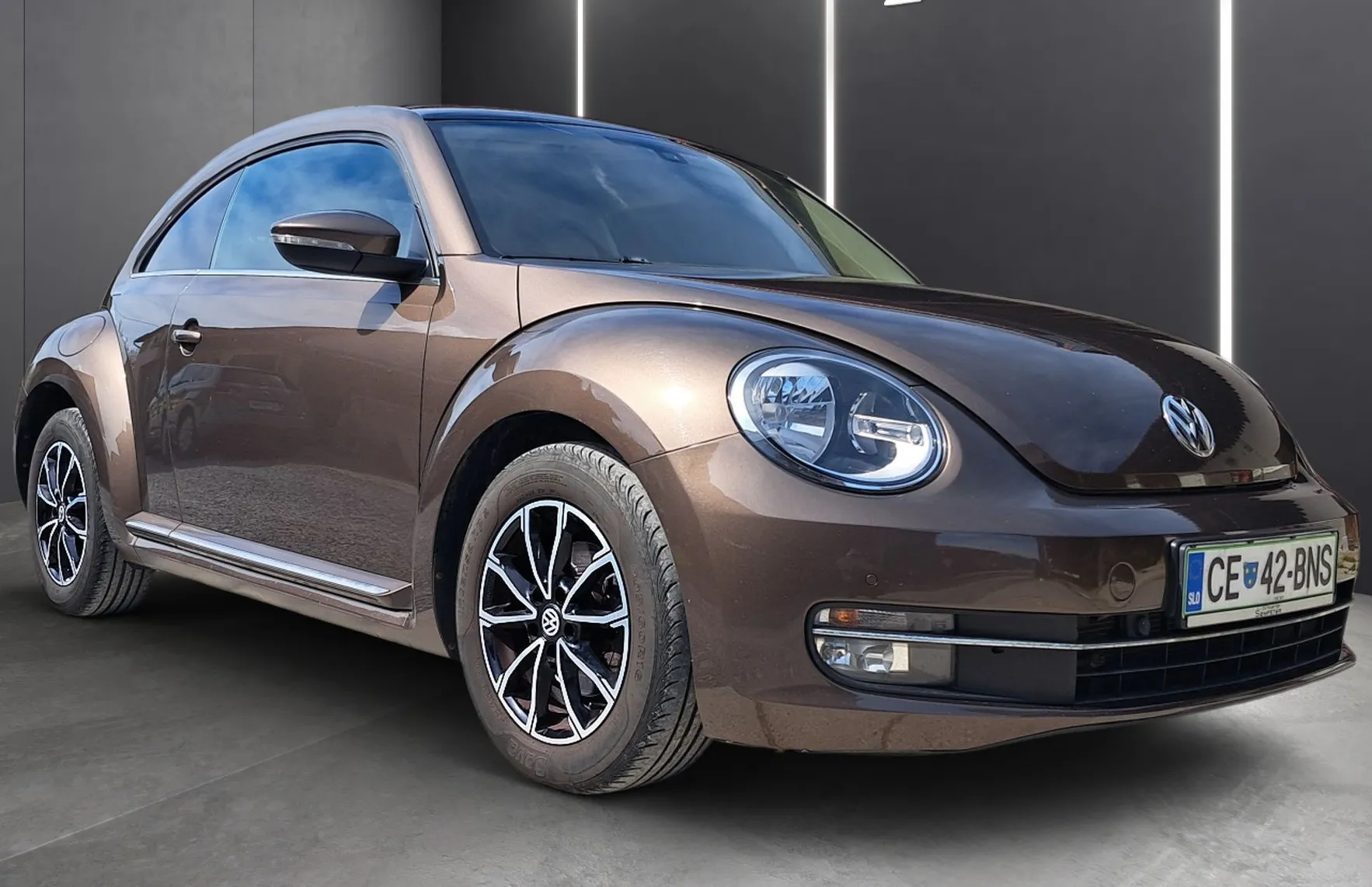 Zunanja slika - Volkswagen Beetle - 1.6 TDI Design - 2