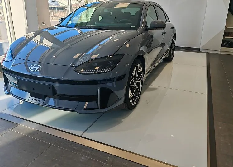 Zunanja slika - Hyundai Ioniq 6 - IMPRESSION°°77kWh - 3