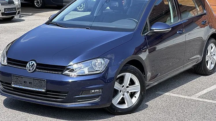 Zunanja slika - VW Golf - 1.2 TSI Comfortline °VELIKI SERVIS PRI 130.958 KM° - 1