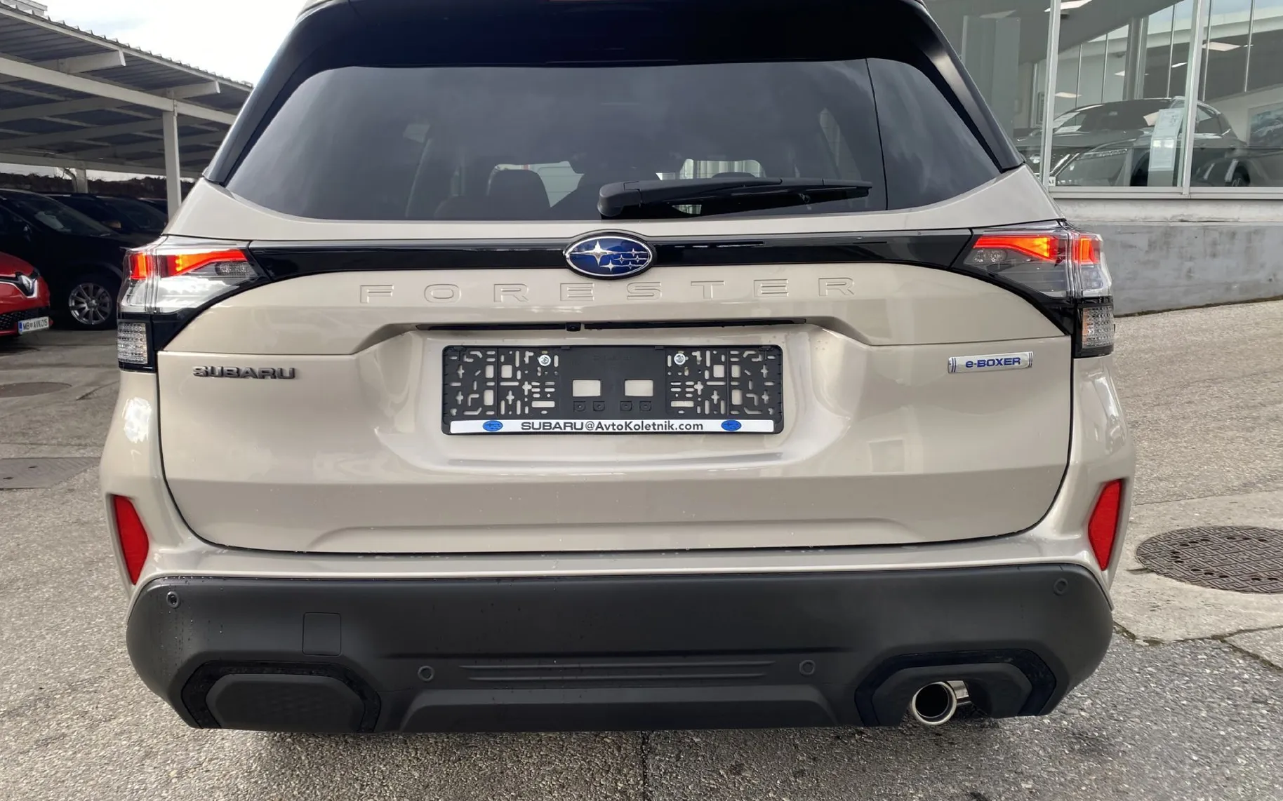 Zunanja slika - Subaru Forester - 2.0i 4WD CVT Lineartronic PREMIUM - 14