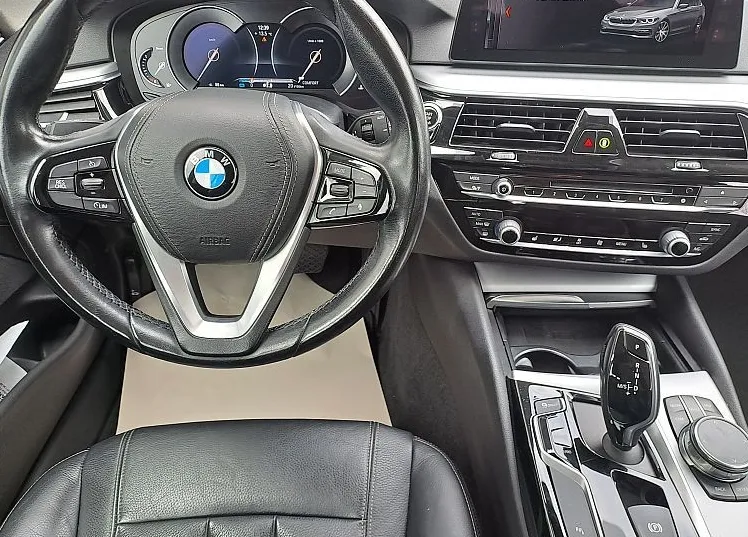 Zunanja slika - BMW Serija 5 - Touring: 520d xdrive - 9