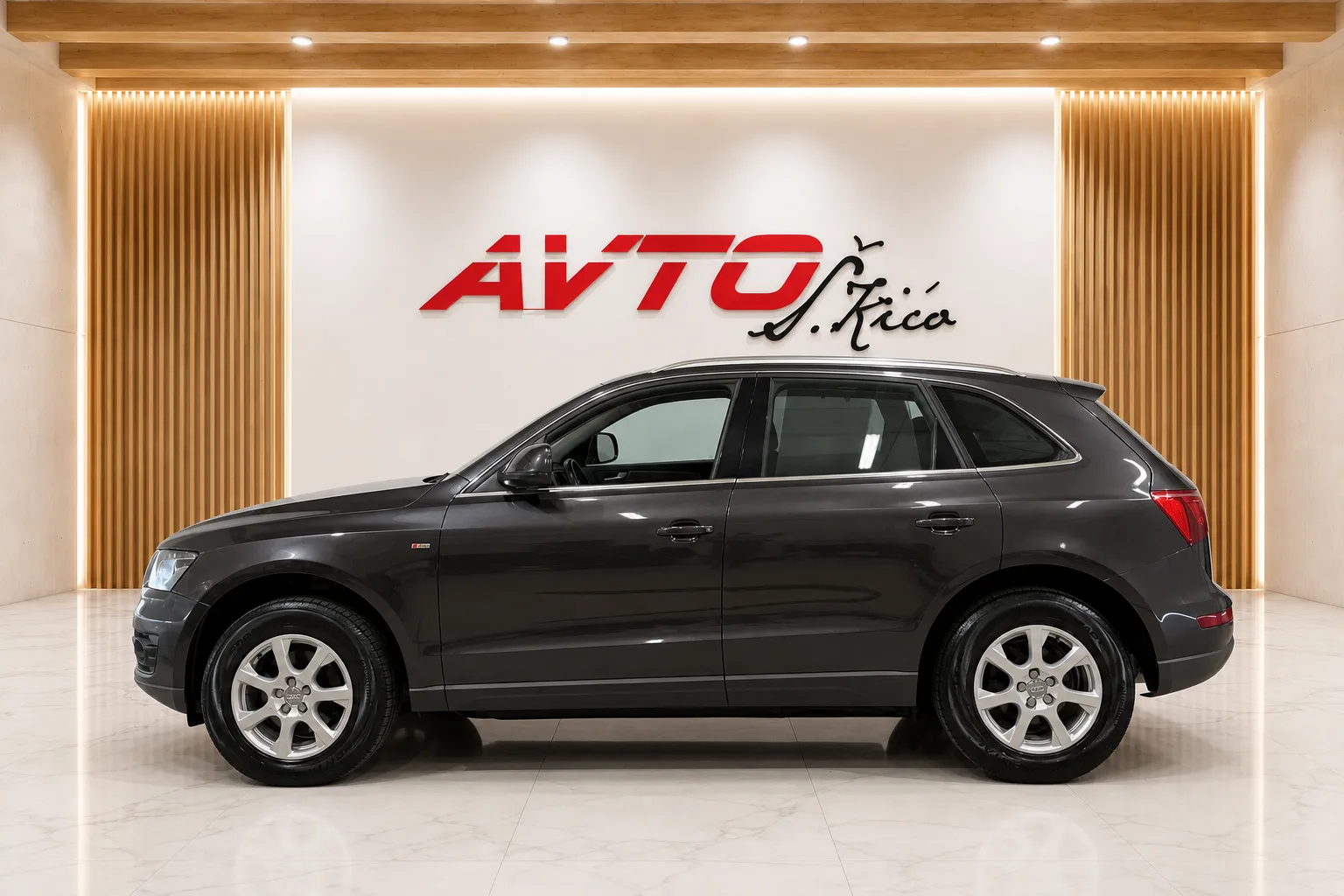 Zunanja slika - Audi Q5 - 2.0 TDI-QUATTRO-S-TRONIC-BI-XENON-LED-SERVISNA KNJ - 3