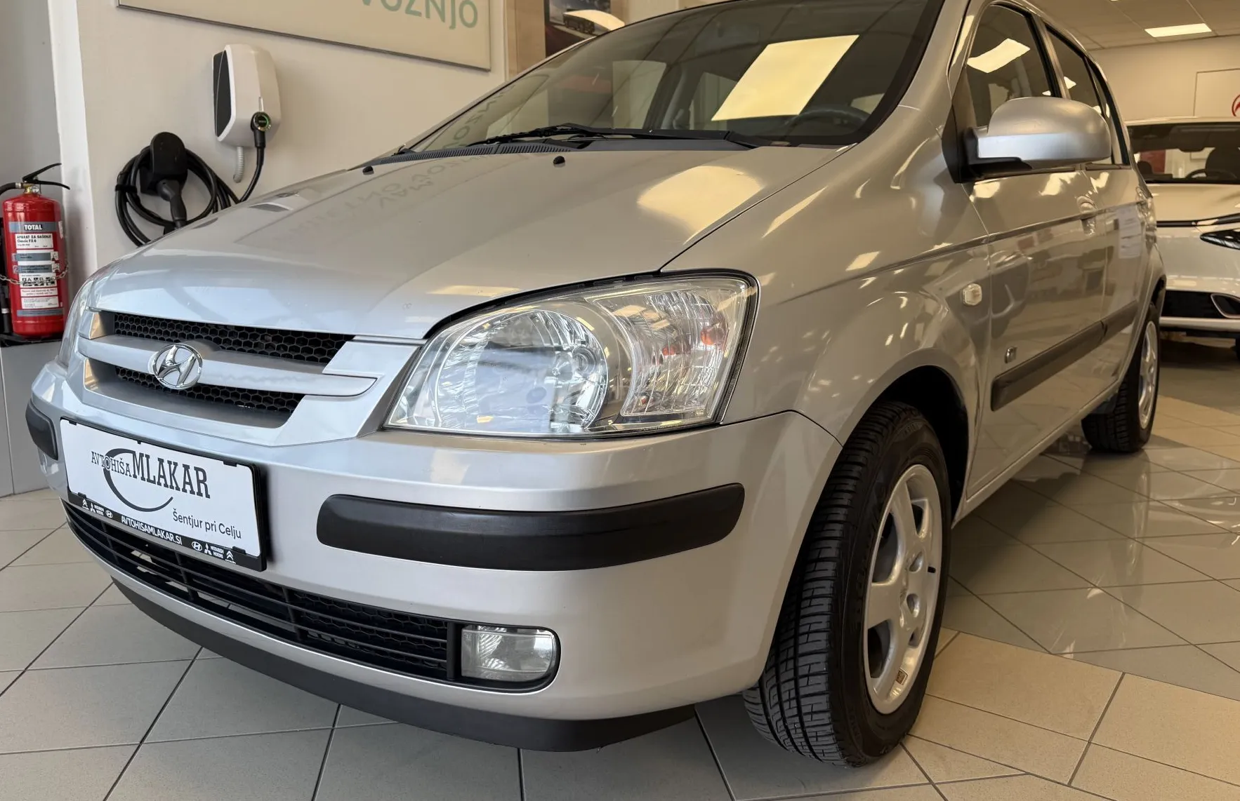 Zunanja slika - Hyundai Getz - 1.5 CRDI -KLIMA-5V- - 3