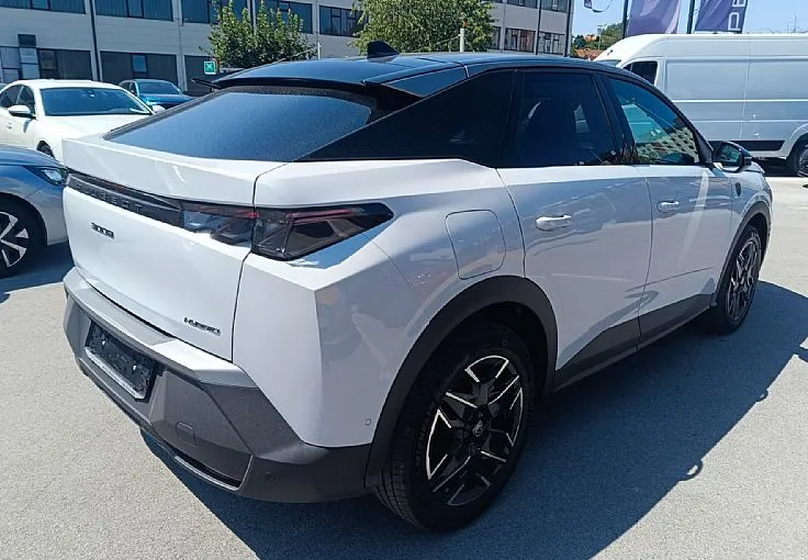 Zunanja slika - Peugeot 3008 - 1.2 MHEV 145 GT Avt-ALCANTARA-VLEČNA KLJUKA - 3