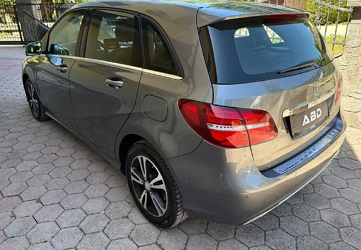 Zunanja slika - Mercedes-Benz B-Razred - B 220 d SPORT AUT 1.LASTNIK MULTIBEAM-LED TEMPOMAT - 4