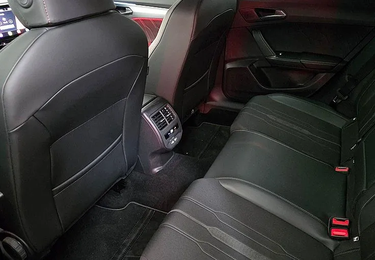 Zunanja slika - Cupra Formentor - 4Drive 2.0 TDI DSG ACC-KAMERA-LED-AMBIENT - 9