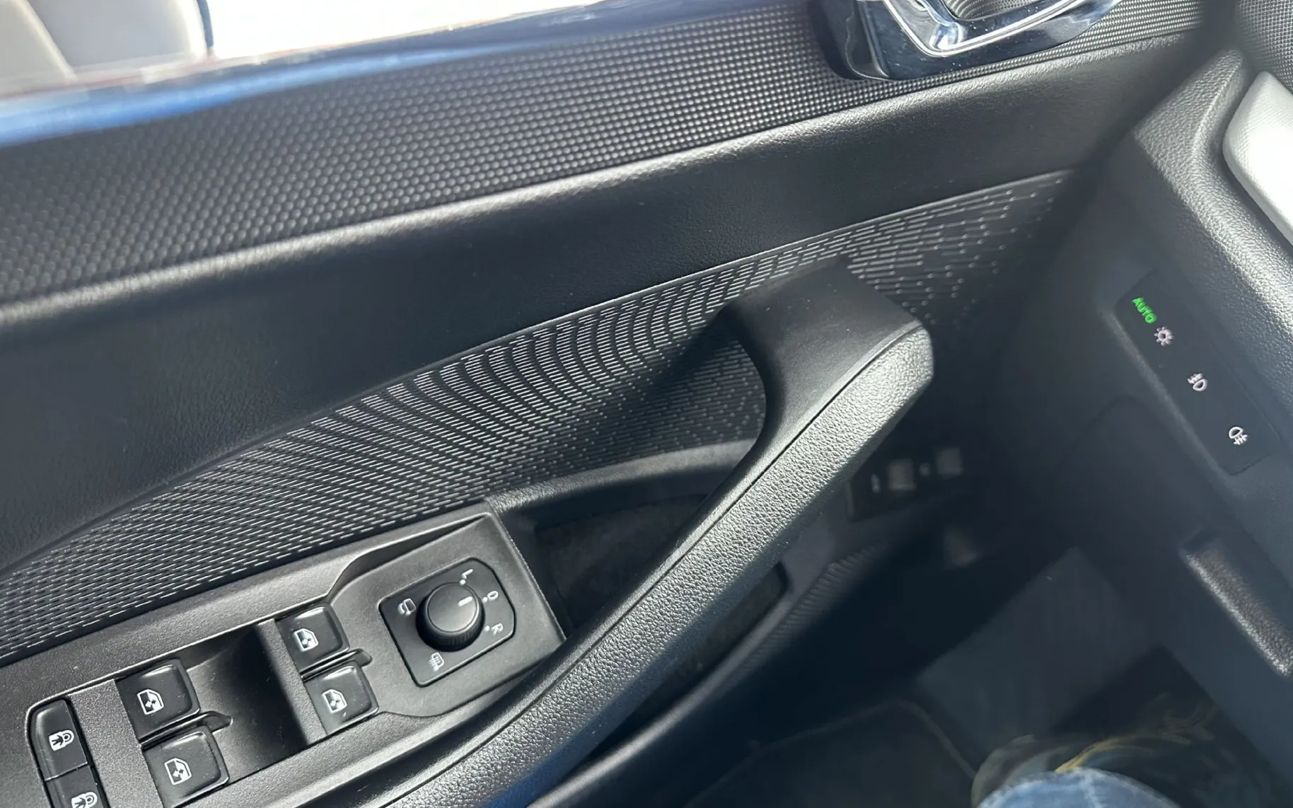 Zunanja slika - Škoda Octavia - Škoda  Style 1.4 TSI PHEV DSG NEMŠKI.KAMERA - 14
