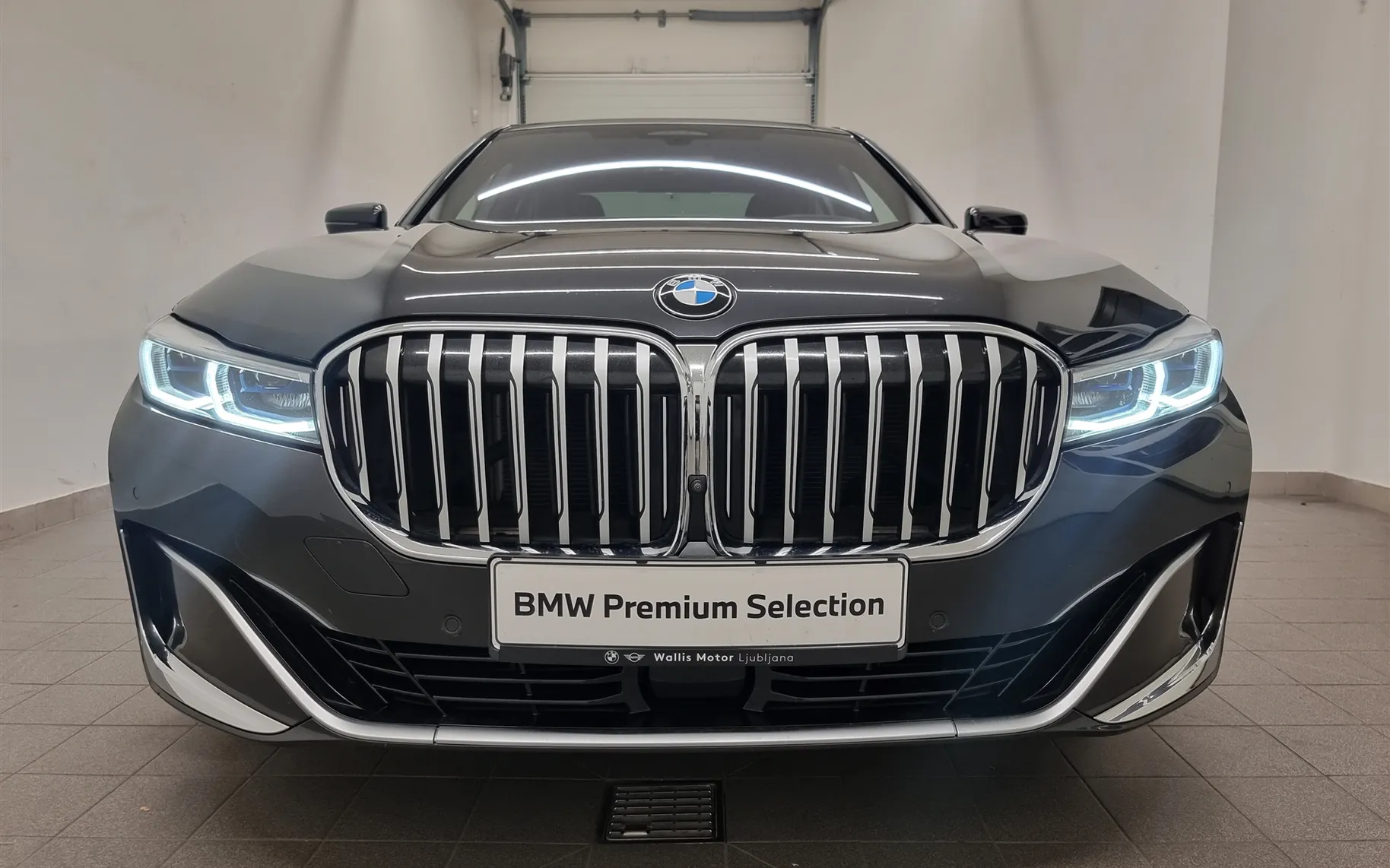 Zunanja slika - BMW Serija 7 - 730d xDrive - 10