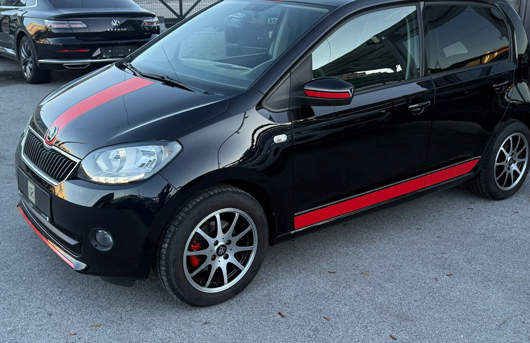 Zunanja slika - Škoda Citigo - 1.0i 5V Klima Alu platišča LED Sport BREZ POLOGA - 4