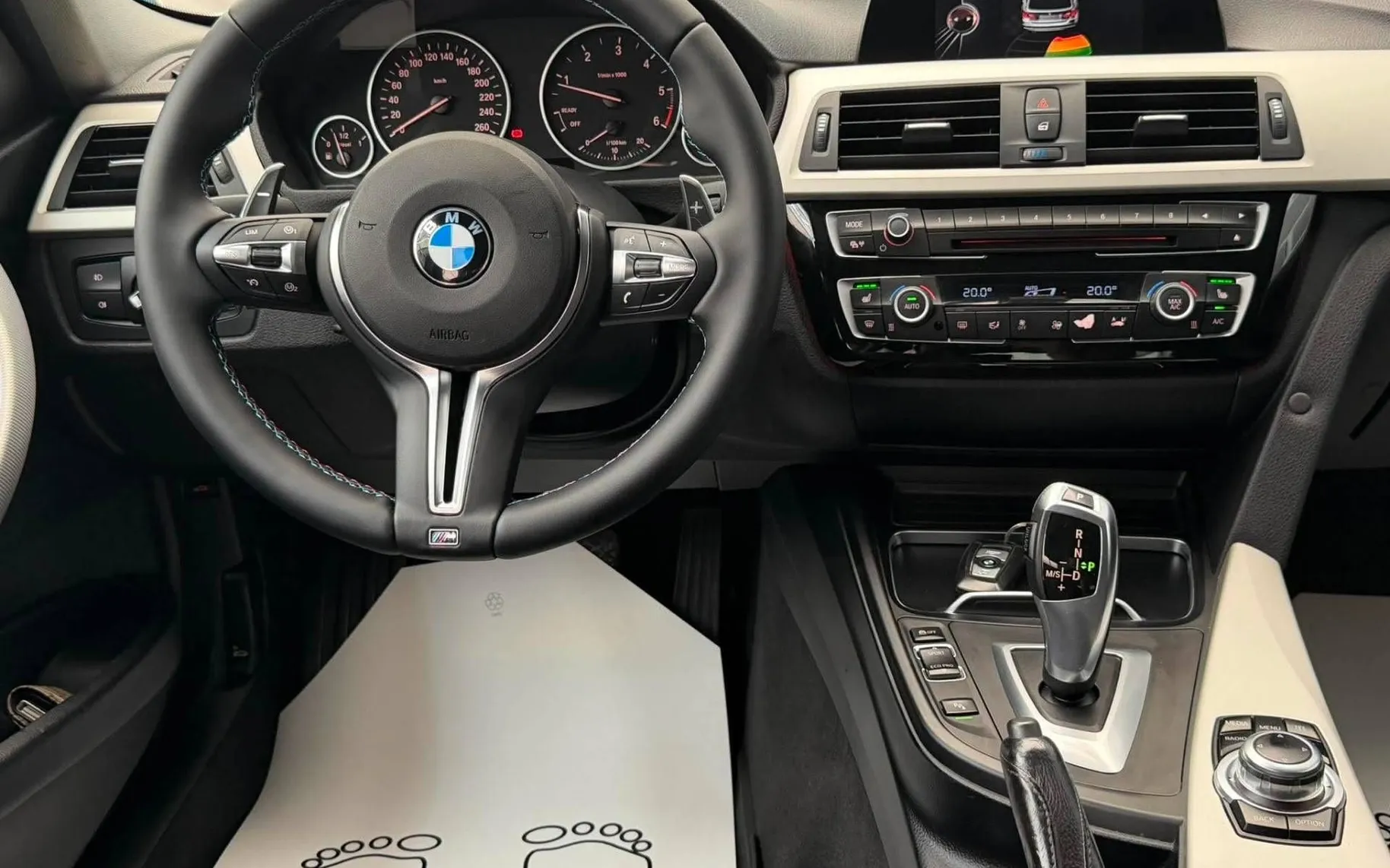 Notranja slika - BMW serija 3 Touring: - 318D•AUT•FACELIFT•NAVIGACIJA•SPORT PAKET•F1•PDC•.. - 9