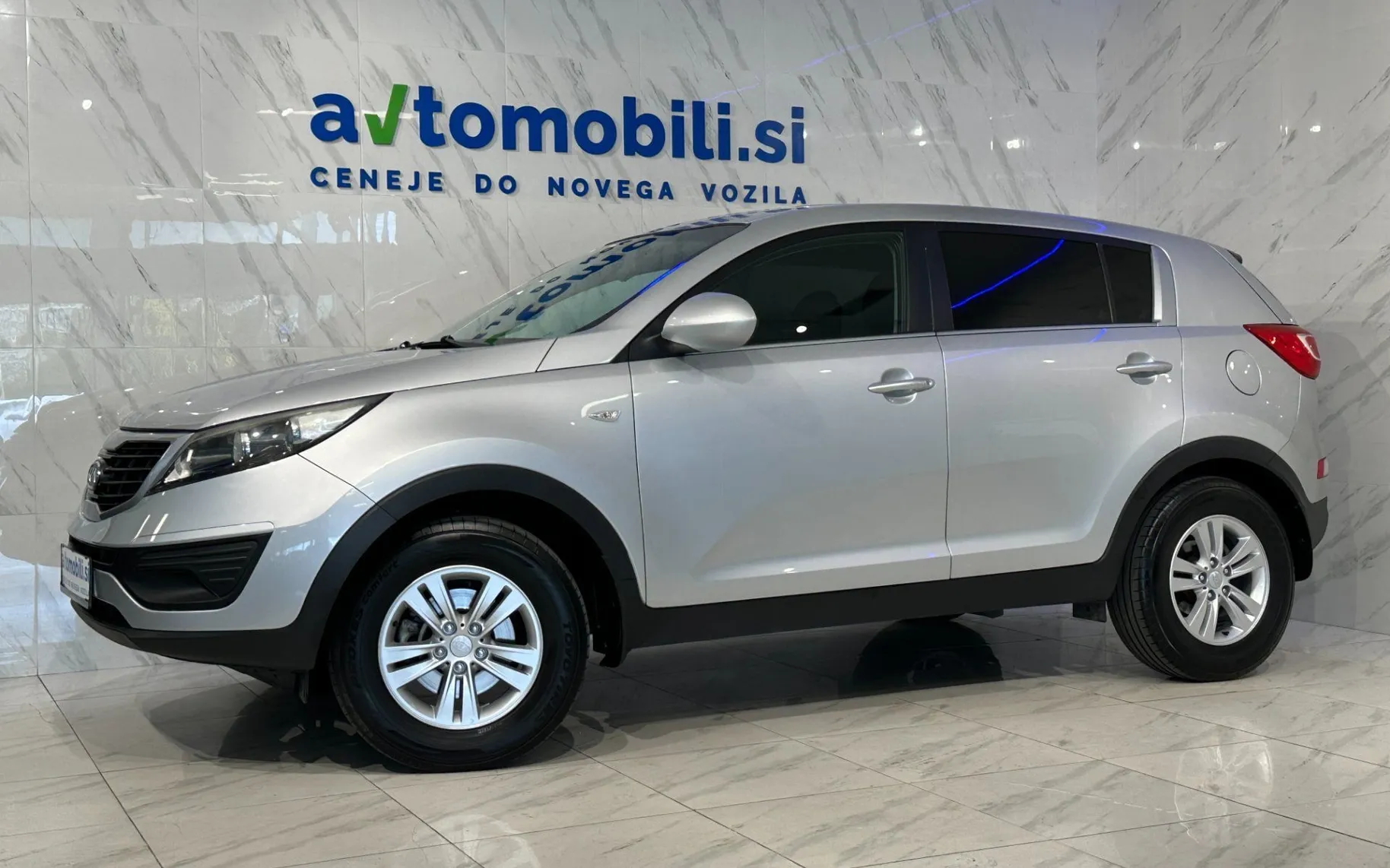 Zunanja slika - KIA Sportage - 2.0 Active - Slovensko vozilo... - 2