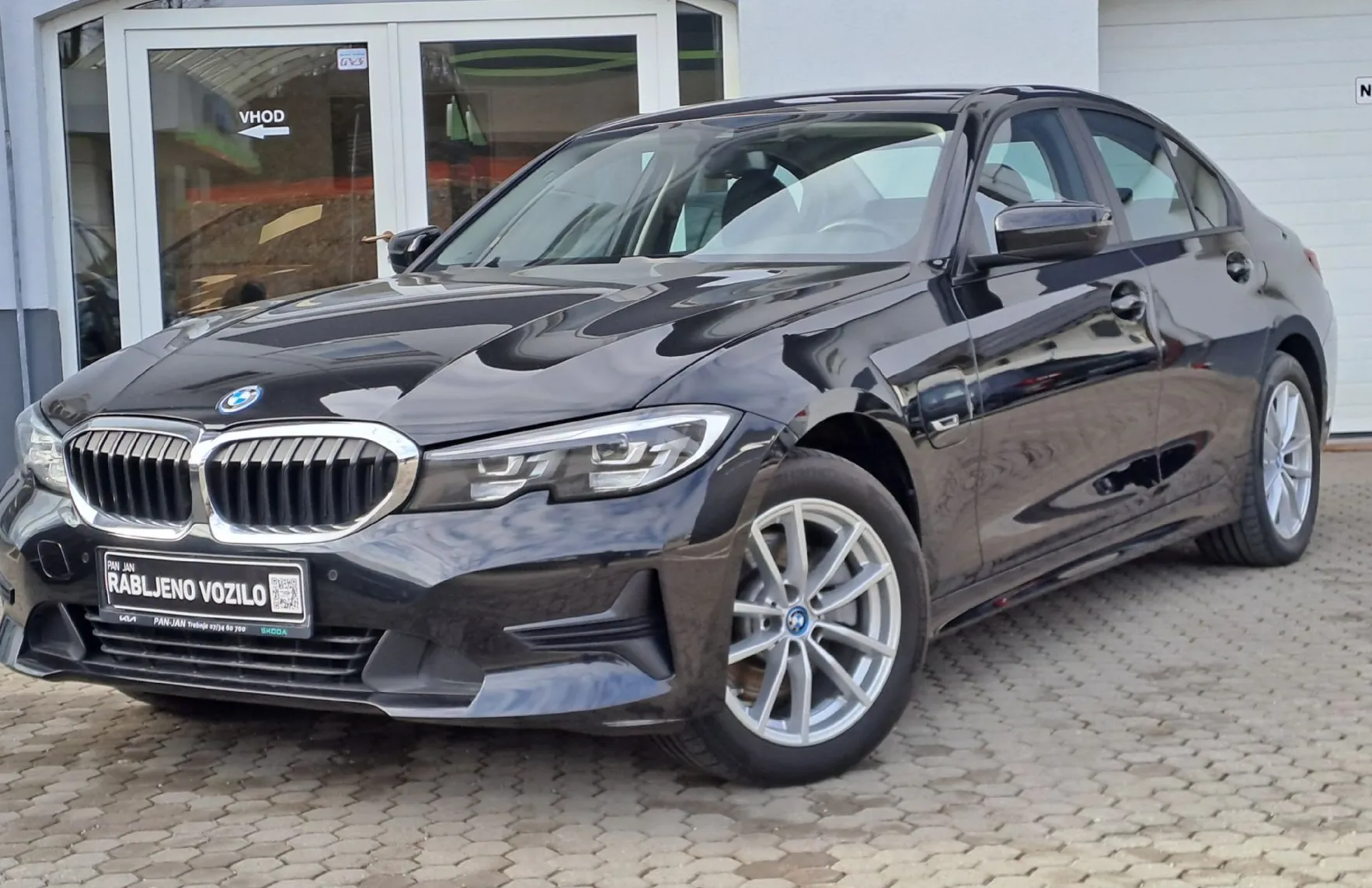 Zunanja slika - BMW Serija 3 - : 320E  A T - 1