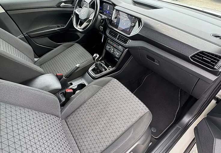 Zunanja slika - Volkswagen T-Cross - 1.0 TSI 110ks VIRTUAL PDC ALU MULTIVOLAN - 9