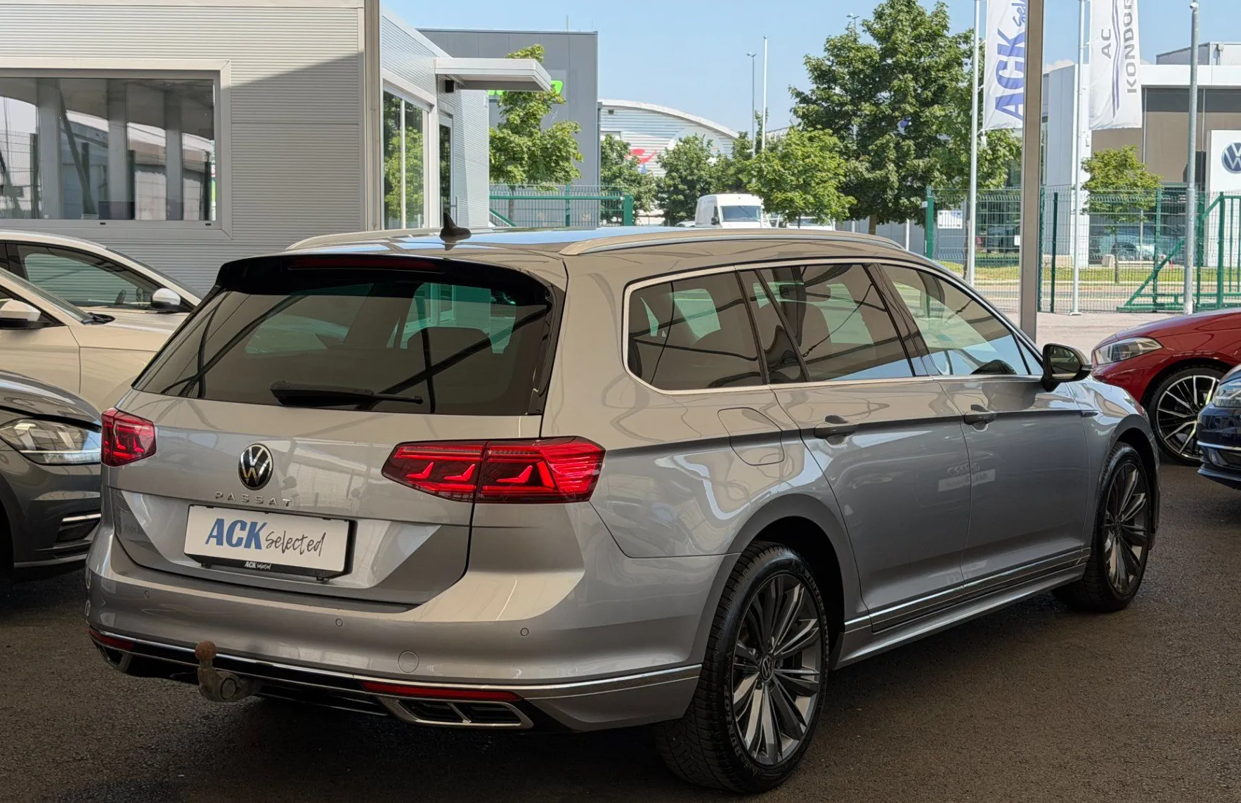 Zunanja slika - Volkswagen Passat - Variant R-Line EDT 2.0TDI DSG SLO 1.Lastnik MATRIX-VIRTUAL - 6