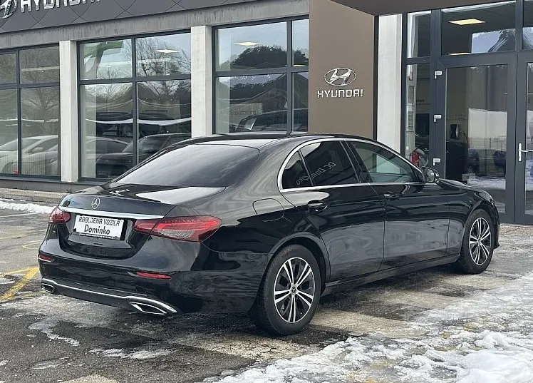 Zunanja slika - Mercedes-Benz E-Razred - E 220 d - ODLIČNO OHRANJEN - 4