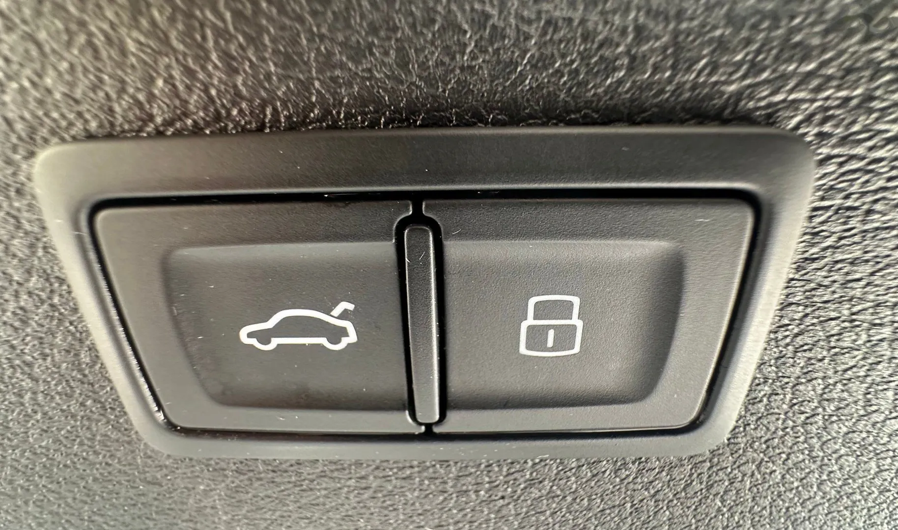 Zunanja slika - Audi e-tron - 55 quattro S line.NEMŠKI+4ALU.KAMERA.USNJE.KLJUKA - 8