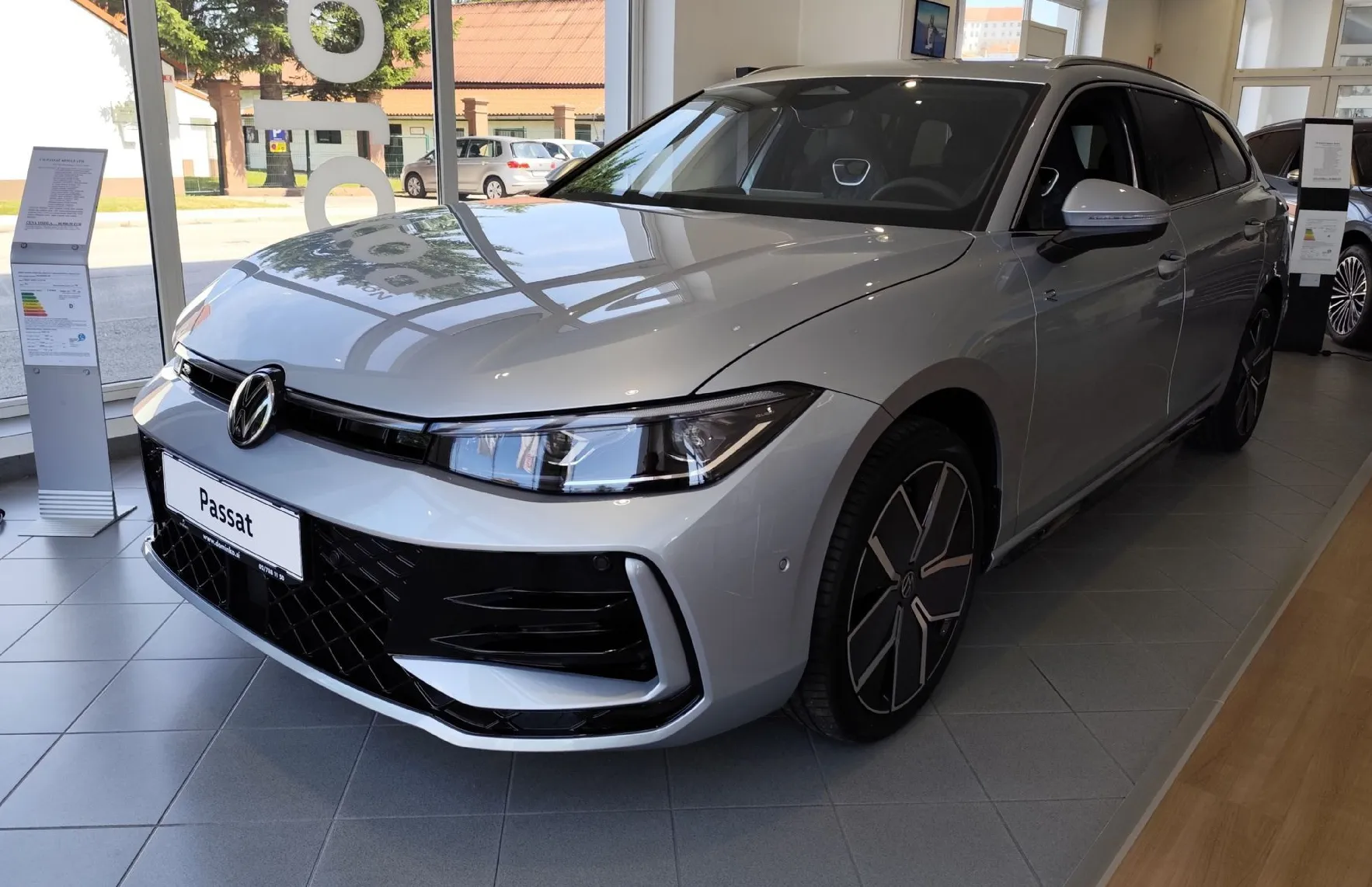 Zunanja slika - Volkswagen Passat - Variant 1.5 eTSI 4JOY DSG 110kW - 2