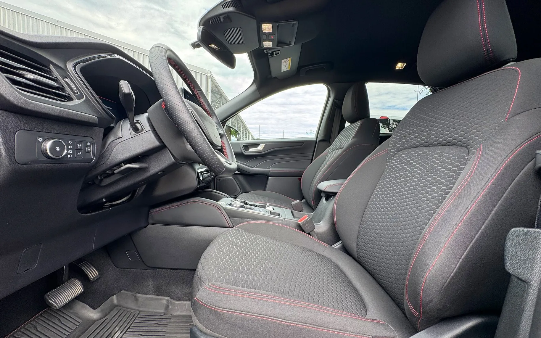 Zunanja slika - Ford Kuga - 1.5 EcoBoost ST-LINE AVT 186KM SLO FULL LED NAVI - 8