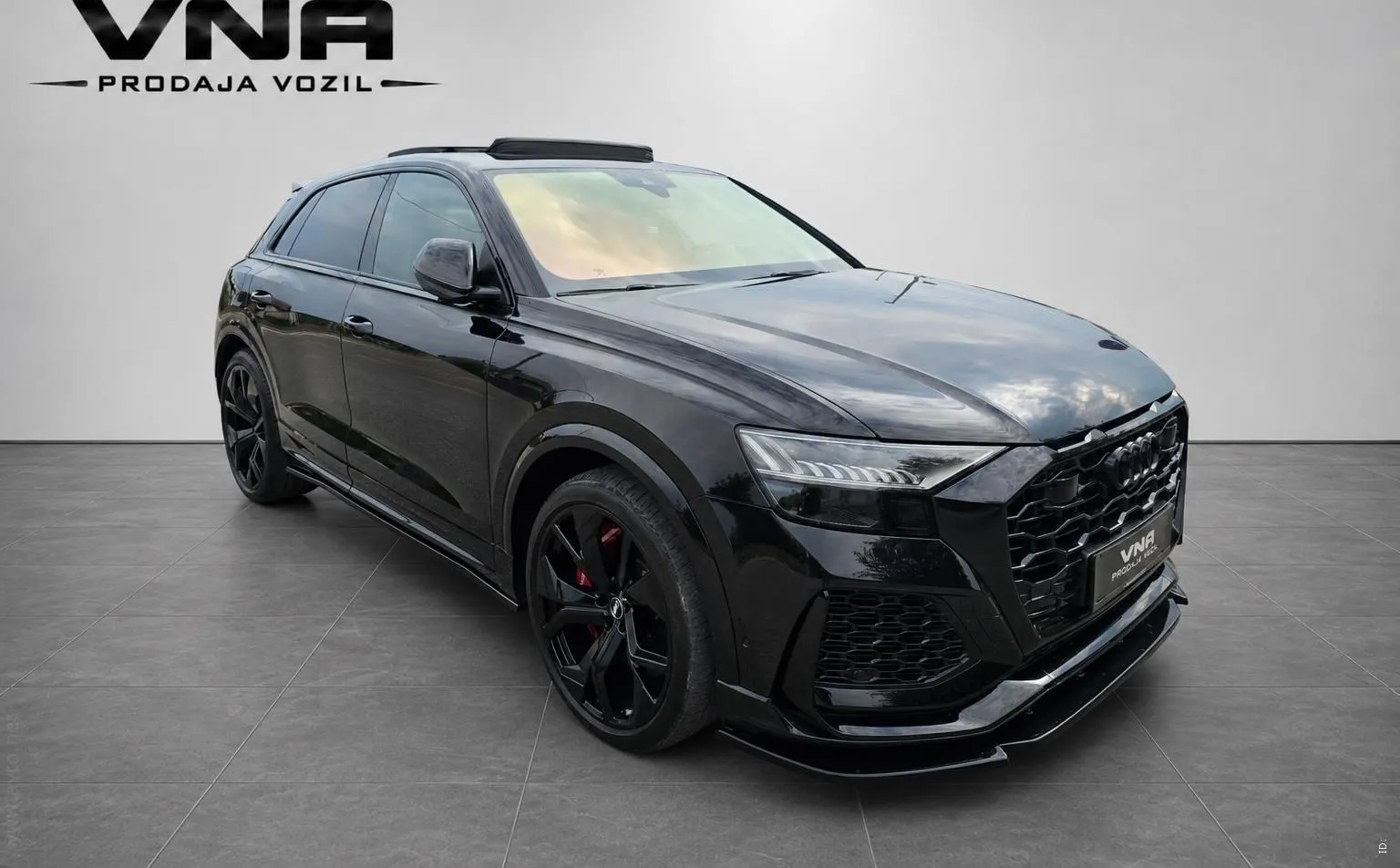 Zunanja slika - Audi RS Q8 - quattro Tiptronic |PANO|RADAR|AERO|ALU23|ZRAK|TOP| - 3