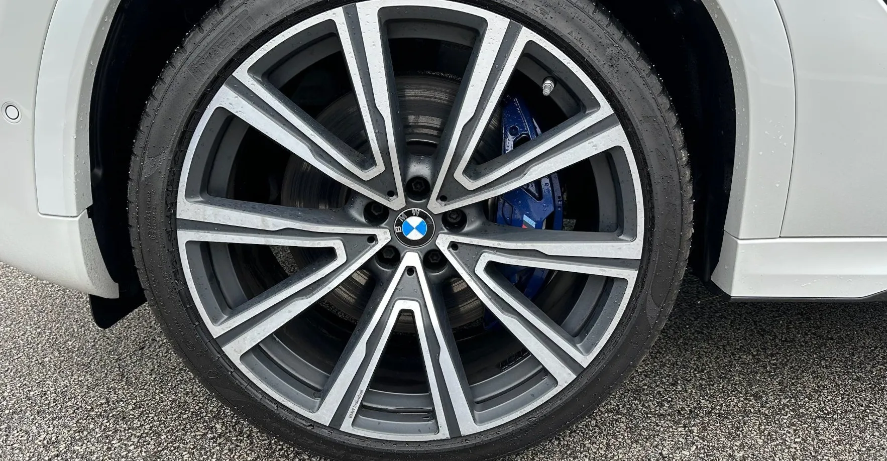 Zunanja slika - BMW X6 - serija : xDriveM50i Avt.|PANO|Bowers   Wilkins|SLO| - 20