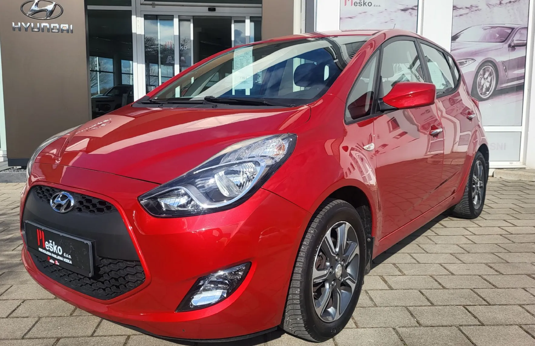 Zunanja slika - Hyundai ix20 - 1.4 COMFORT slo-alu-pdc-acc-tempom-vl.kljuka - 1