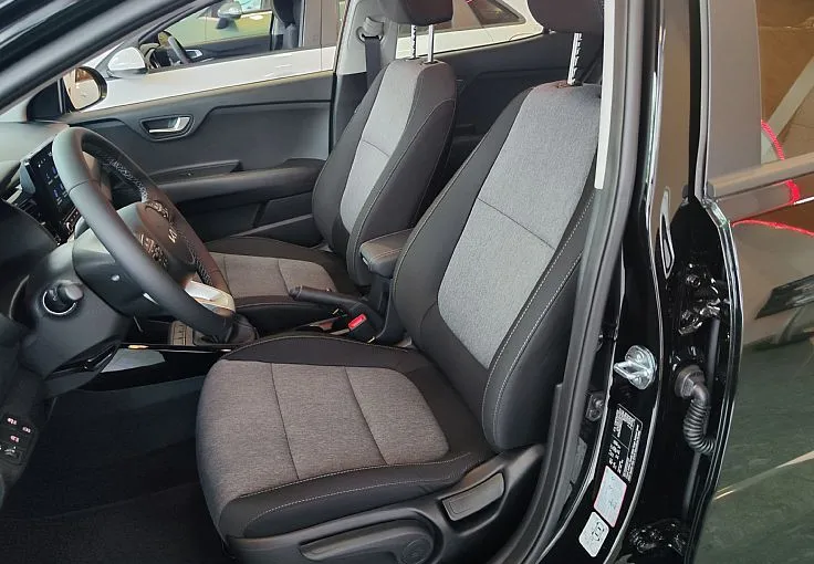 Zunanja slika - KIA Stonic - 1.2 DPI 57.9 kW  79 KM  LX Urban+ M T - 5