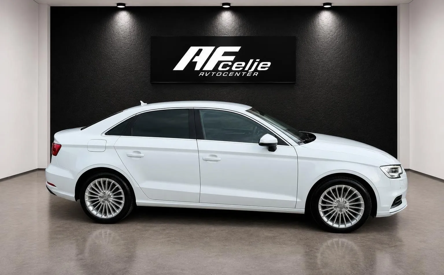 Zunanja slika - Audi A3 - 2.0 TDI-VIRTUAL-XENON+LED-LIZING ZA TUJCE-... - 4